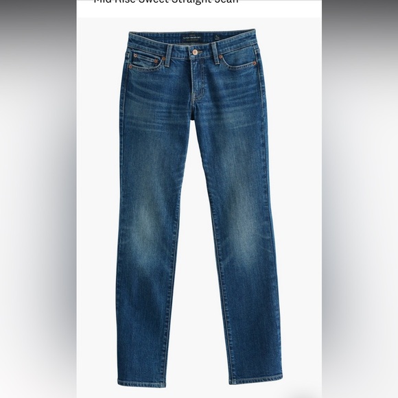 Lucky Brand Mid Rise Sweet Straight Jean in color Woodstock - Picture 3 of 10